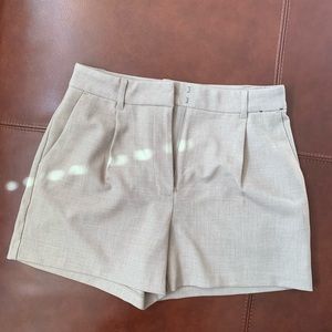 EXPRESS SHORT